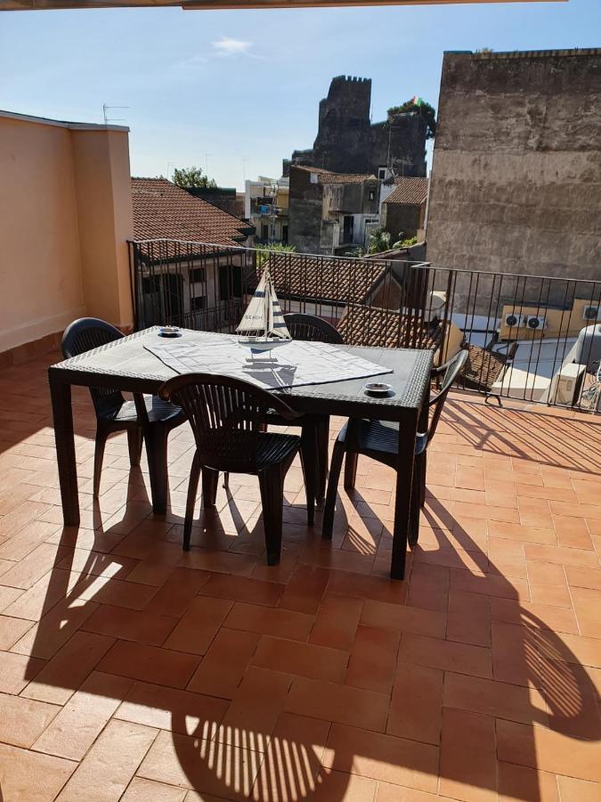 Charme In Aci Castello Apartment ภายนอก รูปภาพ
