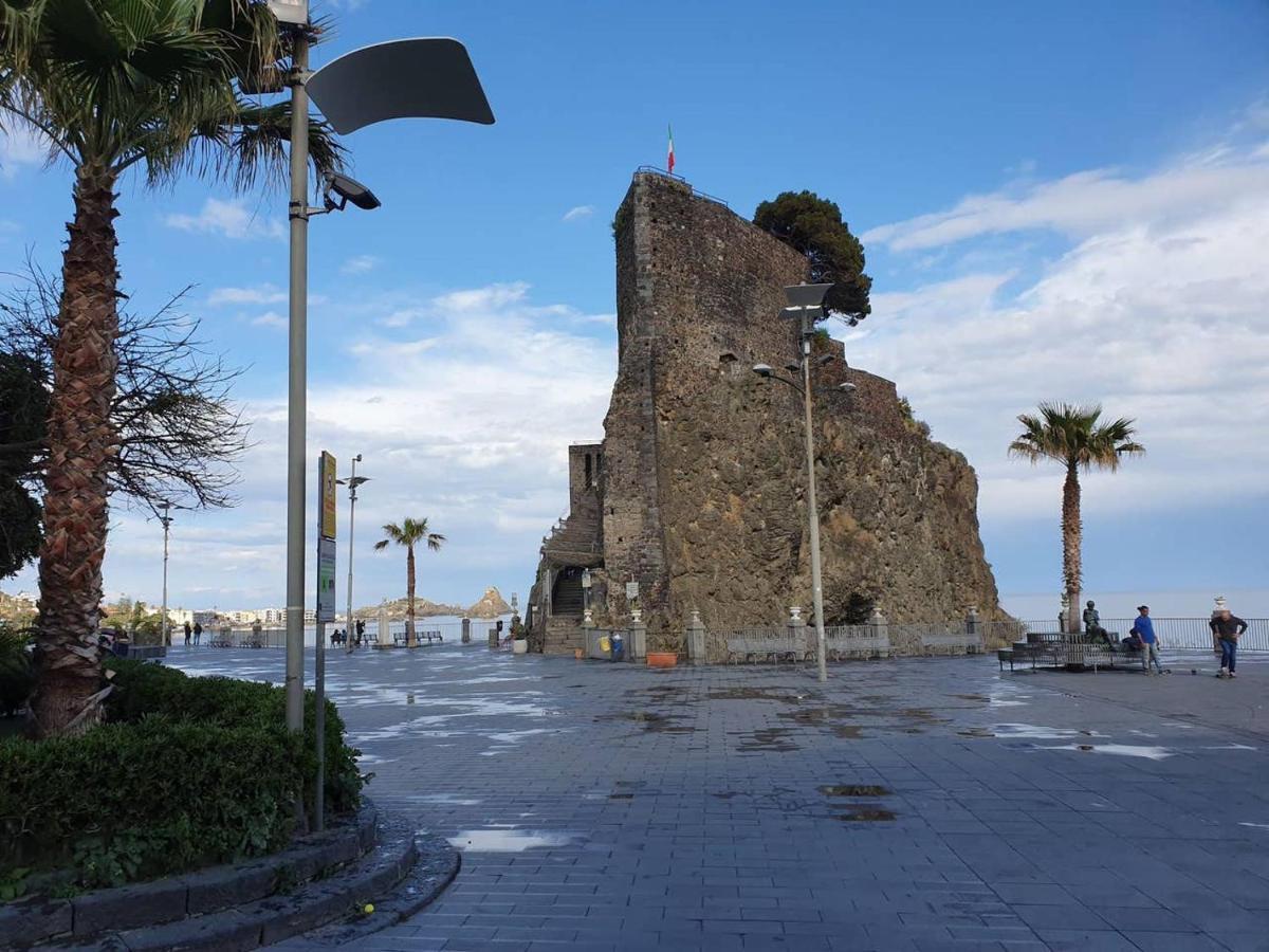 Charme In Aci Castello Apartment ภายนอก รูปภาพ