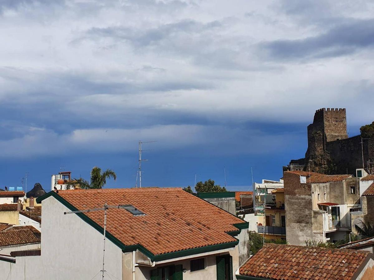 Charme In Aci Castello Apartment ภายนอก รูปภาพ